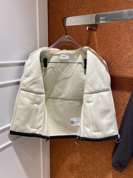 A*MI Veat  Top Quality D17 20231031-18