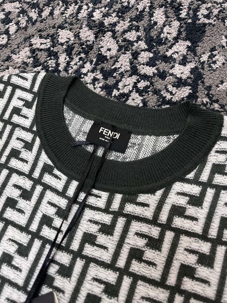 F*endi Sweatshirt Top Quality D17 20240403-21