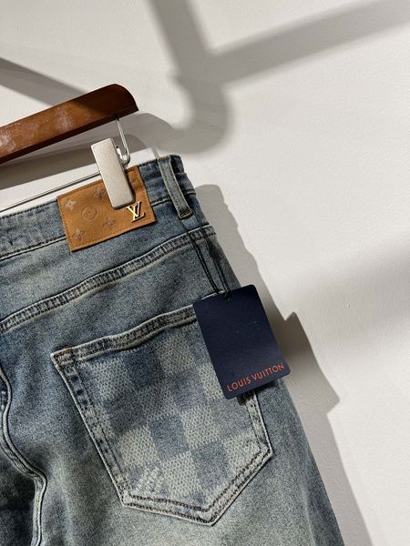 L*ouis V*uitton  pants  Top Quality D17 20240411-1
