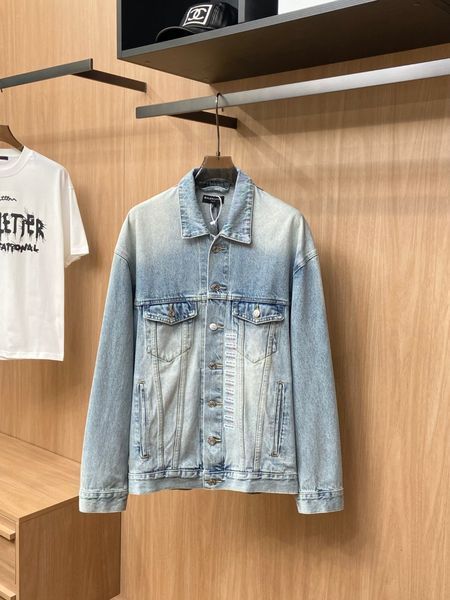 B*alenciaga Coat Top Quality D17 2024015-6