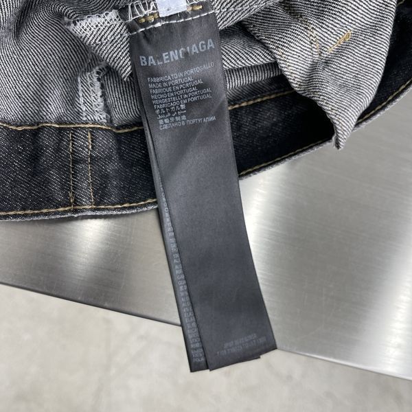 B*alenciaga Coat Top Quality D17 2024015-30