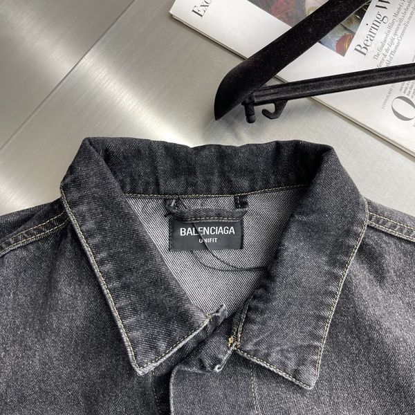 B*alenciaga Coat Top Quality D17 2024015-30