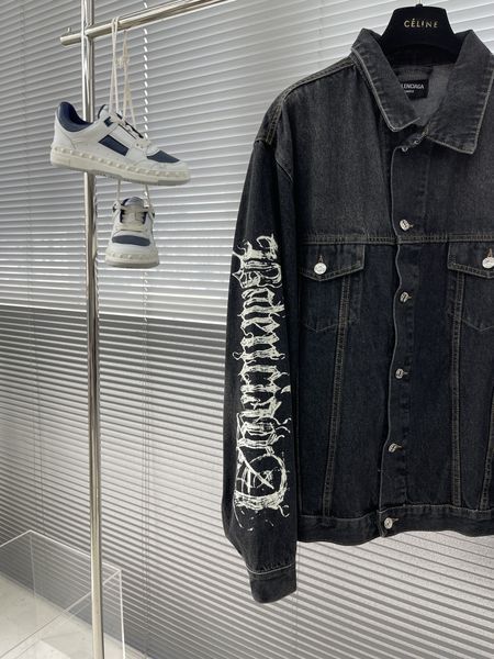 B*alenciaga Coat Top Quality D17 2024015-30