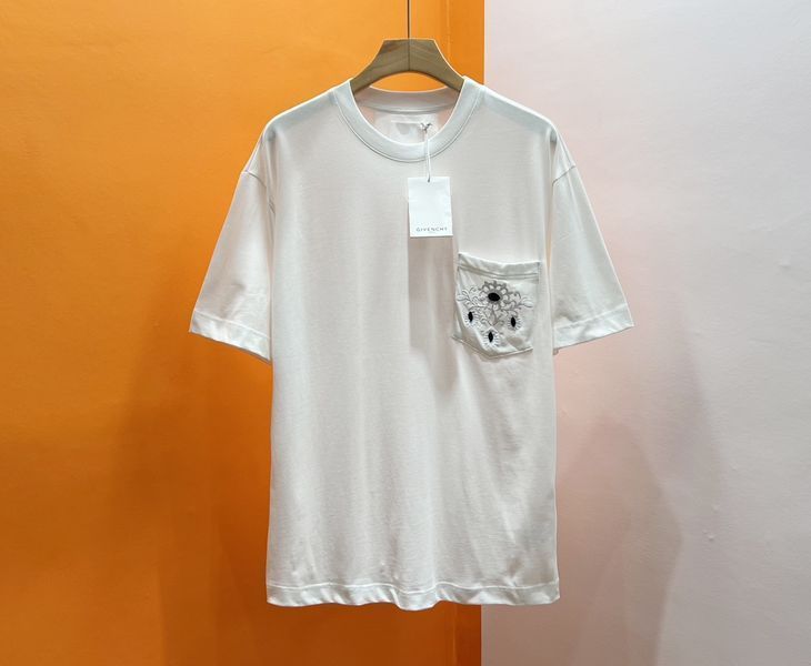 G*ivenchy T-shirt Top Quality D17 20240419-36