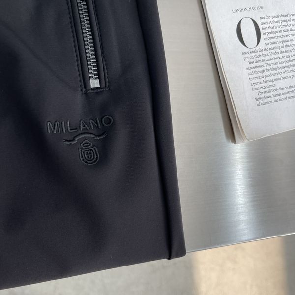 P*rada Pants Top Quality D17 202404226-36