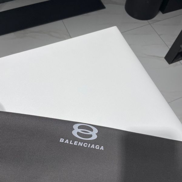 B*alenciaga sweater Top Quality D17 20240506-29