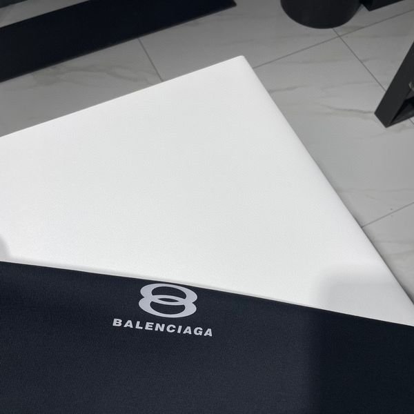 B*alenciaga sweater Top Quality D17 20240506-30