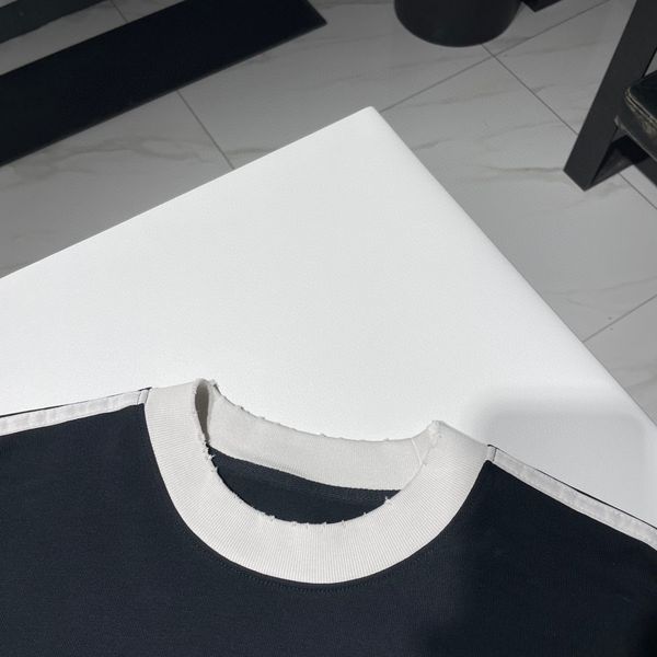 B*alenciaga sweater Top Quality D17 20240506-30