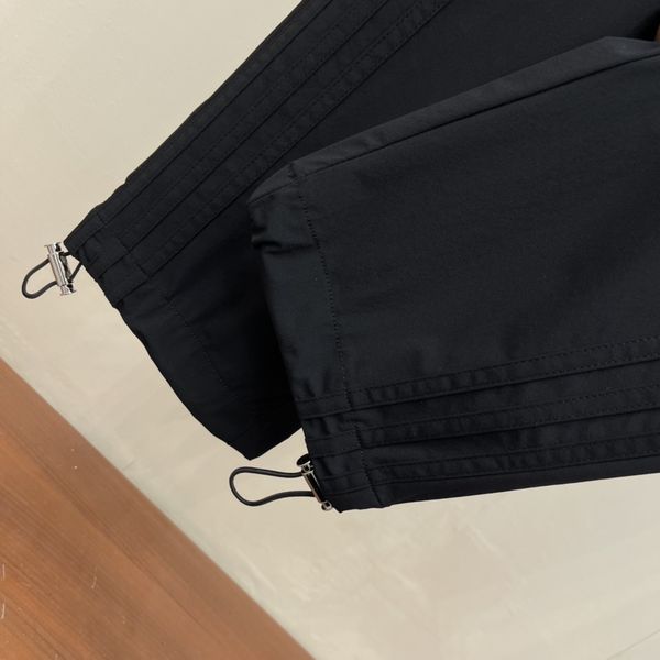 P*rada Pants Top Quality D17 202405024-26