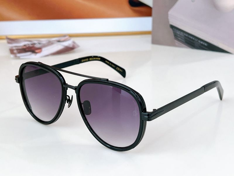 D*AVID BECKHA Glasses Top XX 20240718-65