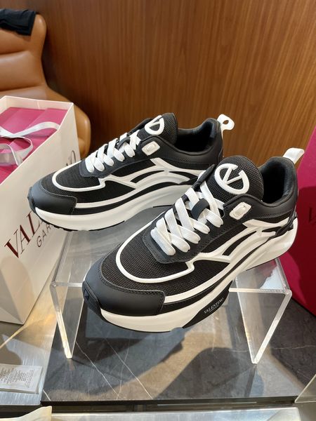 V*alentino Top Sneaker Low RR 20240815-30
