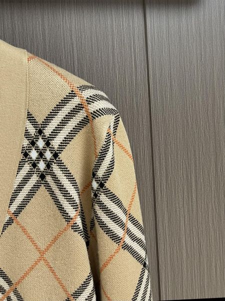 B*URBERRY  Sweater Top Quality D17 20240819-19