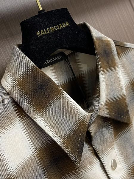 B*alenciaga   shirt Top Quality D17 20240819-31