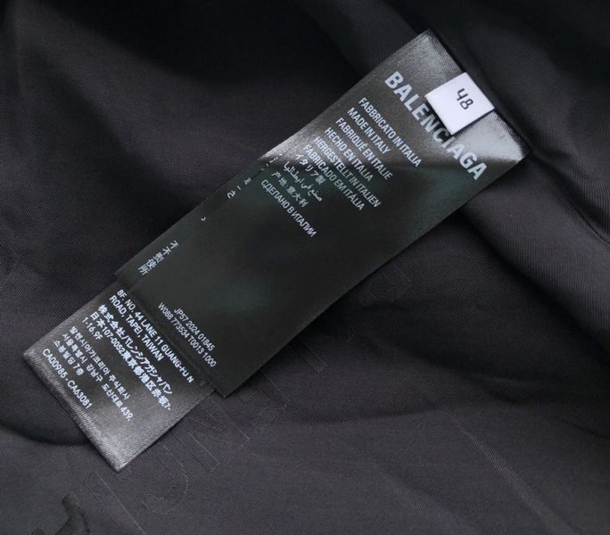 B*alenciaga  Coat Top Quality D17 20240819-56