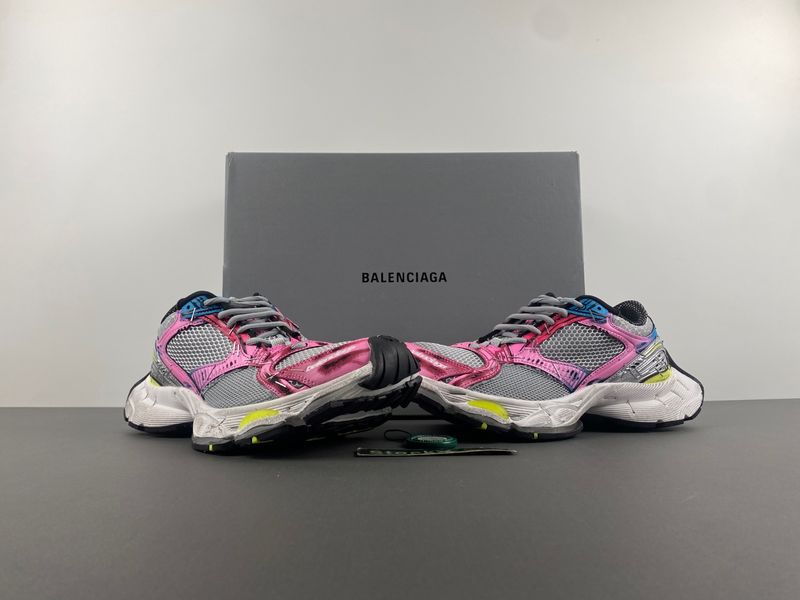 B*alenciaga 3XL AM 20241019-4