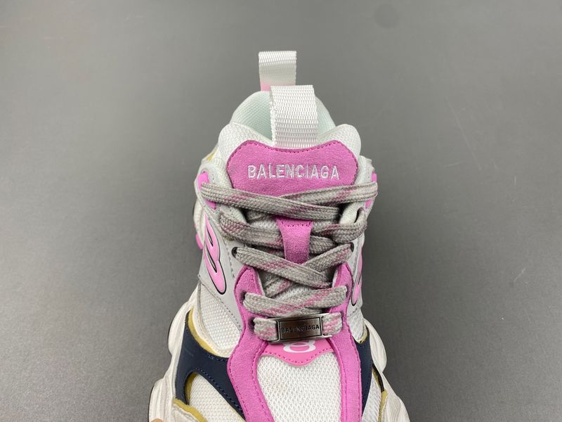 B*alenciaga Cargo AM 20241020-2