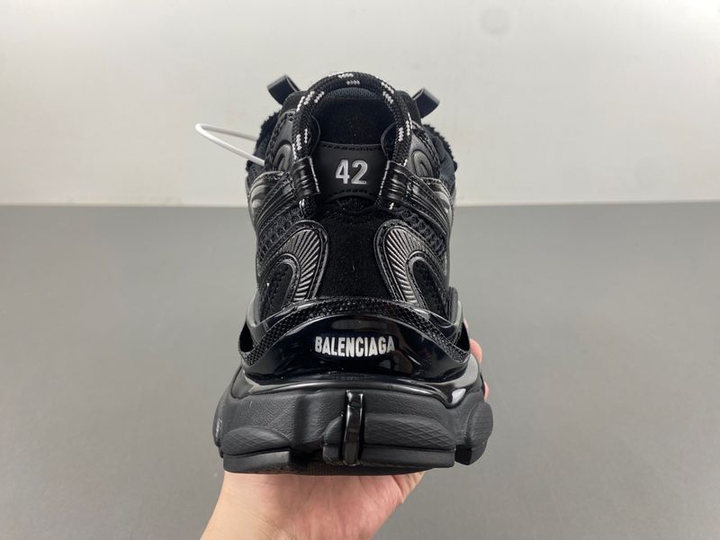 B*alenciaga runner Sneaker AM20241020-3