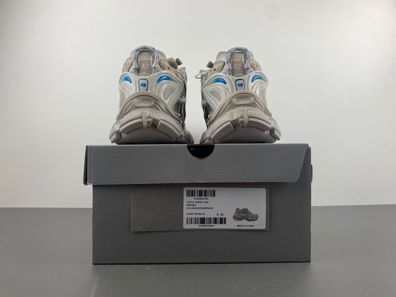 B*alenciaga runner Sneaker AM20241020-5