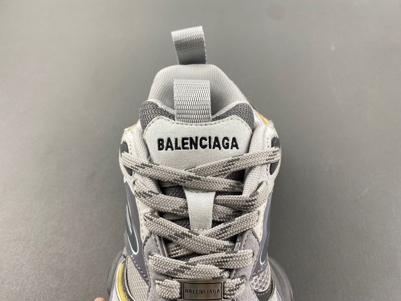 B*alenciaga Cargo AM 20241020-7
