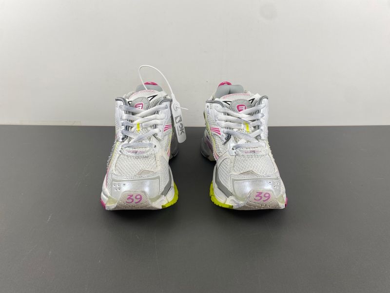 B*alenciaga runner Sneaker AM20241104-3