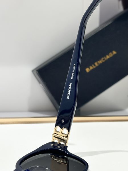 B*alenciaga  Glasses Top XX 20250113-35