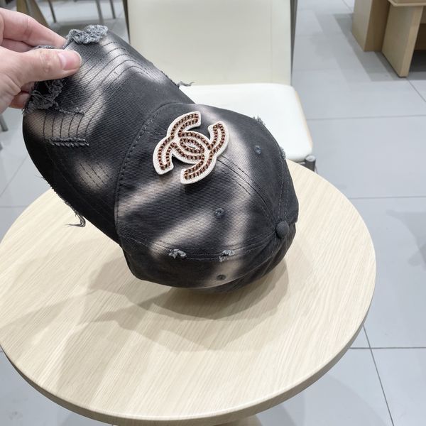 C*hanel  Hats Top XX20250408-7