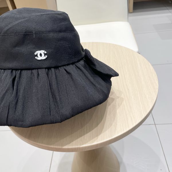 C*hanel  Hats Top XX20250408-16