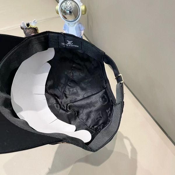 L*ouis V*uitton  Hats Top XX20250408-38