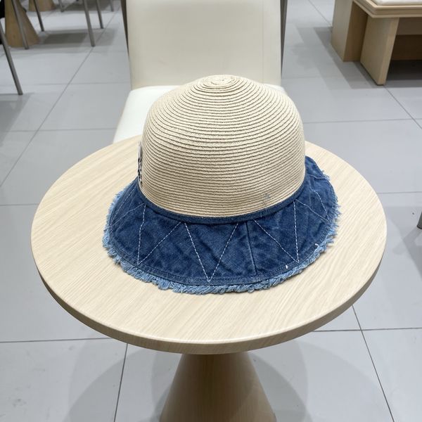 C*hanel  Hats Top XX20250408-44