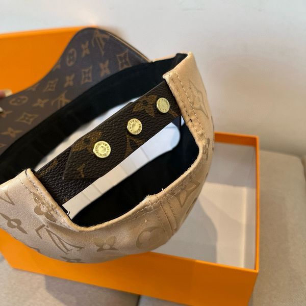 L*ouis V*uitton  Hats Top XX20250408-56