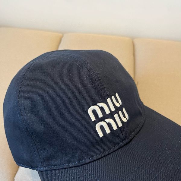 M*iu Miu  Hats Top XX250408-65