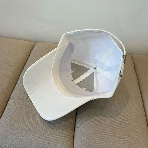 M*iu Miu  Hats Top XX250408-66