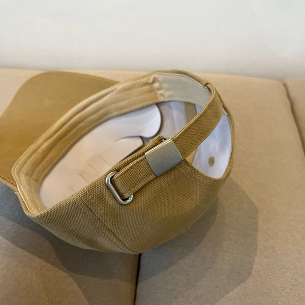 M*iu Miu  Hats Top XX250408-66