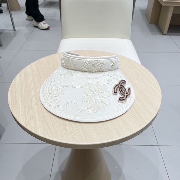 C*hanel  Hats Top XX20250409-8