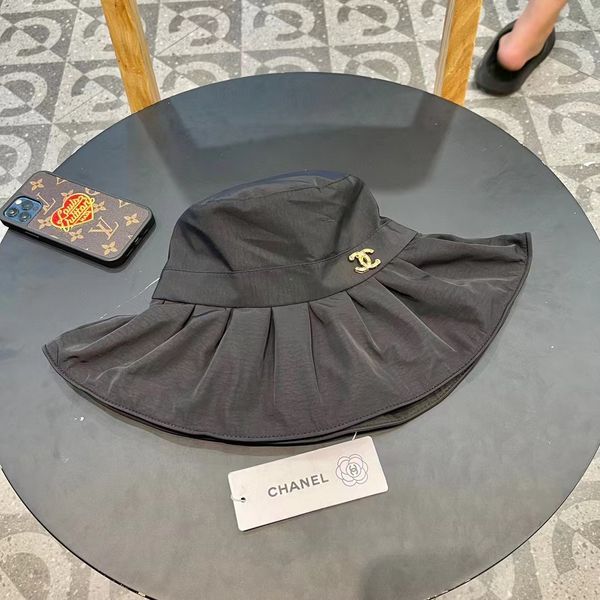 C*hanel  Hats Top XX20250409-22