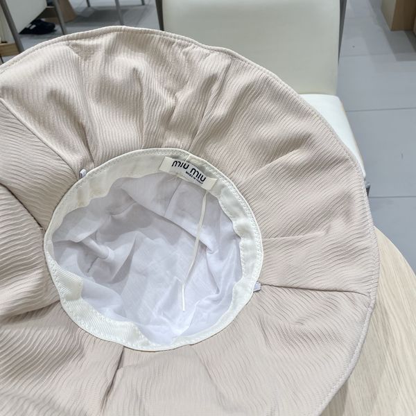 M*iu Miu  Hats Top XX250409-31