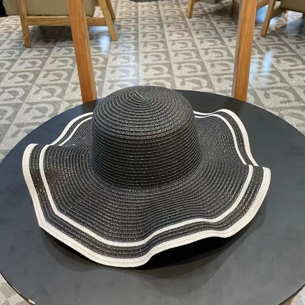 C*hanel  Hats Top XX20250409-37