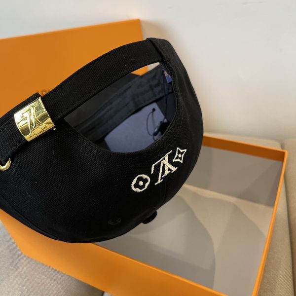 L*oewe  Hats Top XX20250410-1