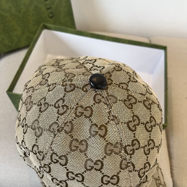 G*ucci  Hats Top XX250410-2