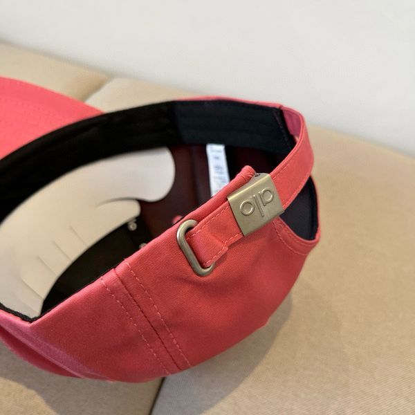 A*lo  Hats Top XX20250410-4