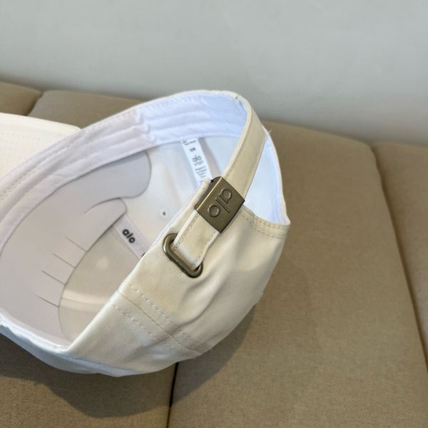 A*lo  Hats Top XX20250410-4