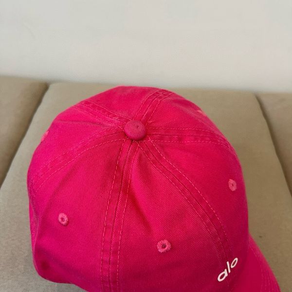 A*lo  Hats Top XX20250410-5