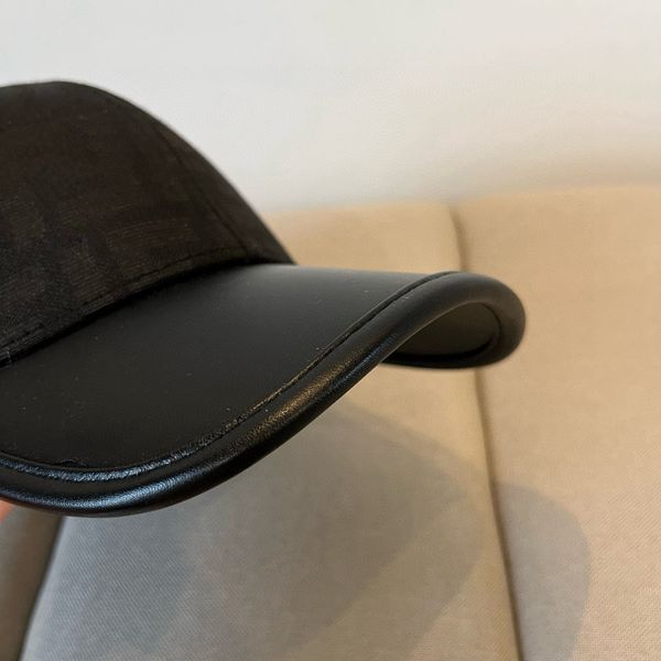 F*endi  Hats Top XX250410-22