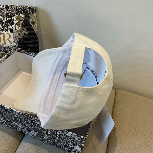 F*endi  Hats Top XX250410-23