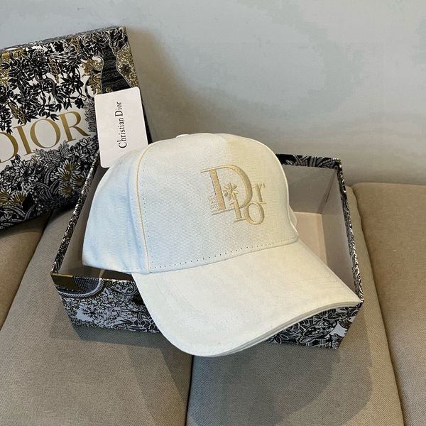 F*endi  Hats Top XX250410-23