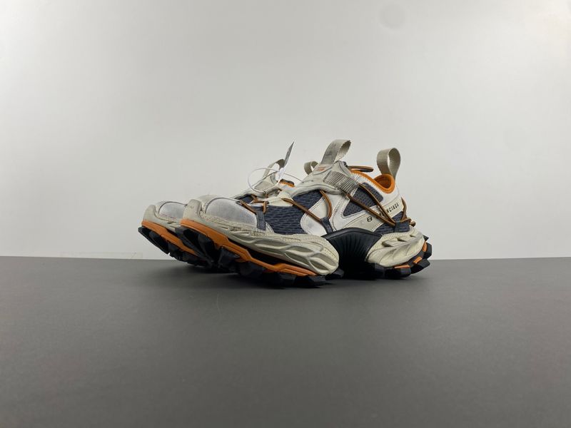 B*alenciaga Sneaker Low AM20250410-12