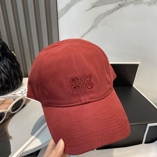 M*iuMiu  Hats Top XX20250411-9
