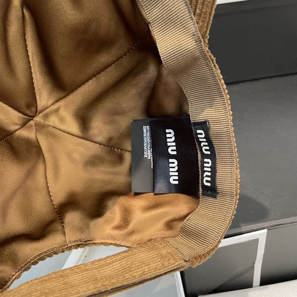 M*iuMiu  Hats Top XX20250411-10