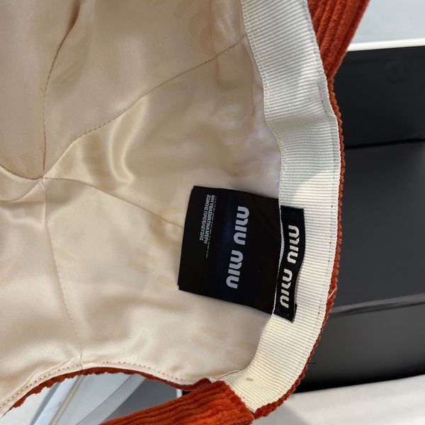 M*iuMiu  Hats Top XX20250411-11