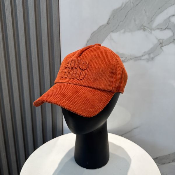 M*iuMiu  Hats Top XX20250411-11